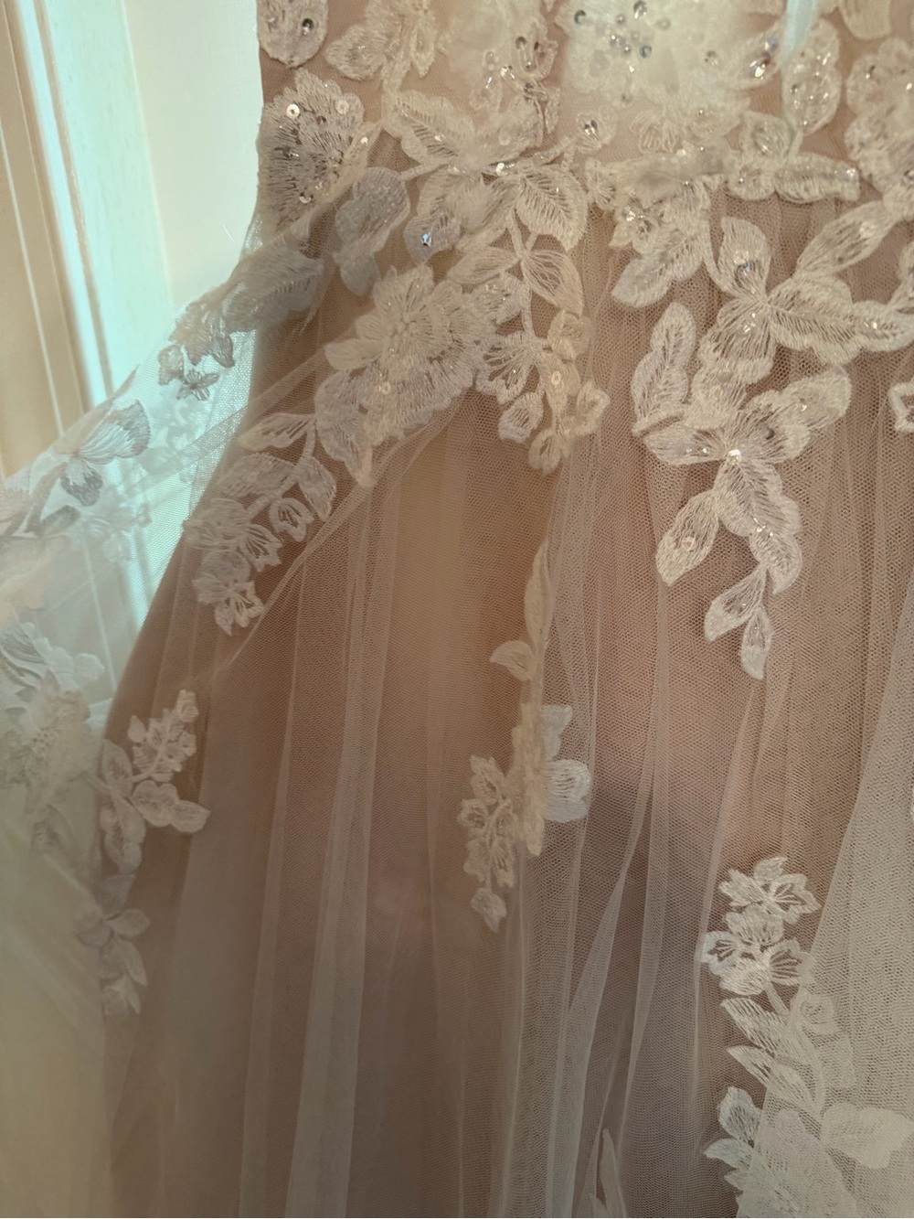 Oleg Cassini Blush and Ivory Lace A-Line Wedding Gown size 14 true to size - Picture 8 of 16
